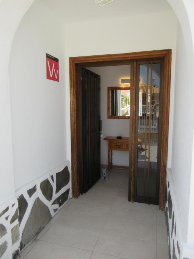 Las Rosas By Rentmedano Stunning Luxury Chocolate Box Villa With Private Heated Pool & Wifi 엘메다노 외부 사진